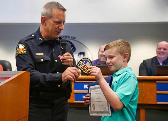 Argyle 5th-grader who turned in $4,000 he found gets rewarded
